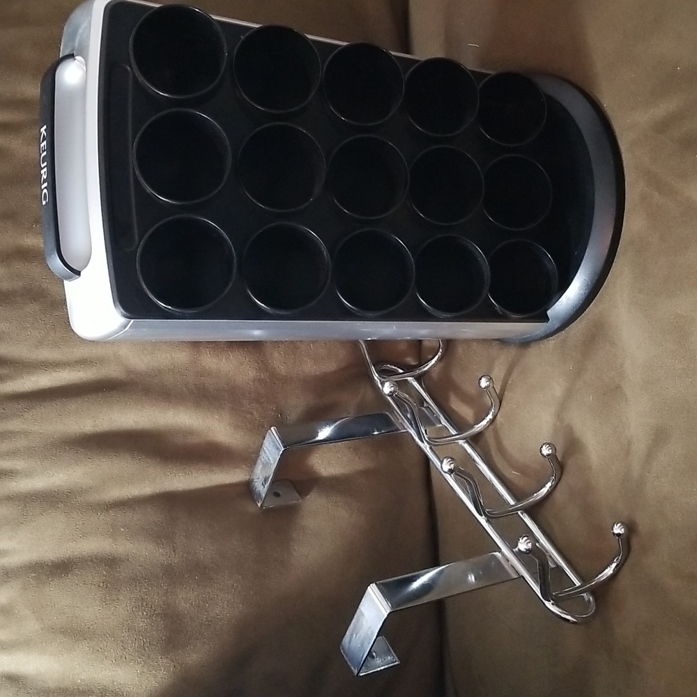 Homegoods bundle Keurig cup carousel and over the  door rack